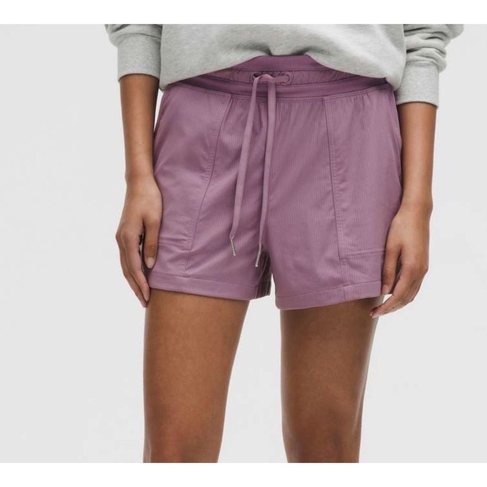 Lululemon Dance Studio High-Rise Short 3.5"